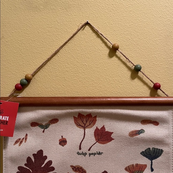 🍁Fall Leaves Banner Wall Decor by Celebrate Together NWT - Picture 5 of 17